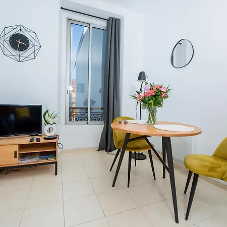 Apartment Marceau Flat
