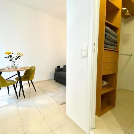Marceau Flat