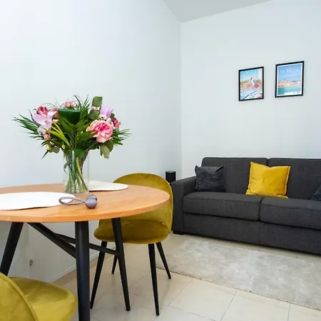 Marceau Flat